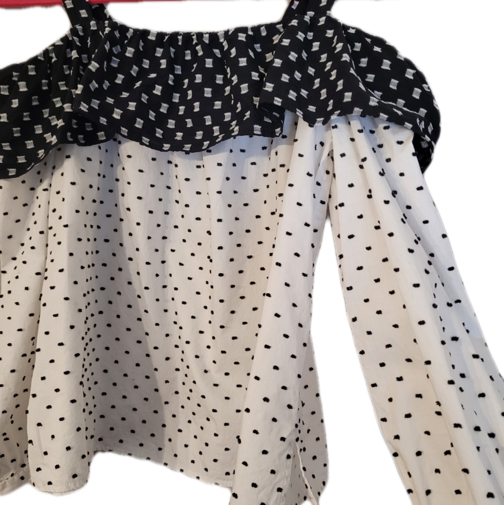 LOFT Off-the-Shoulder Top Size Small Black and White - Picture 4 of 6